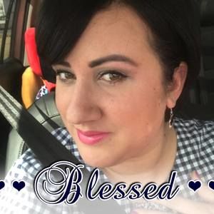 Meet your Posher, Noraliz